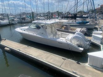 35' Pursuit 2021 Yacht For Sale